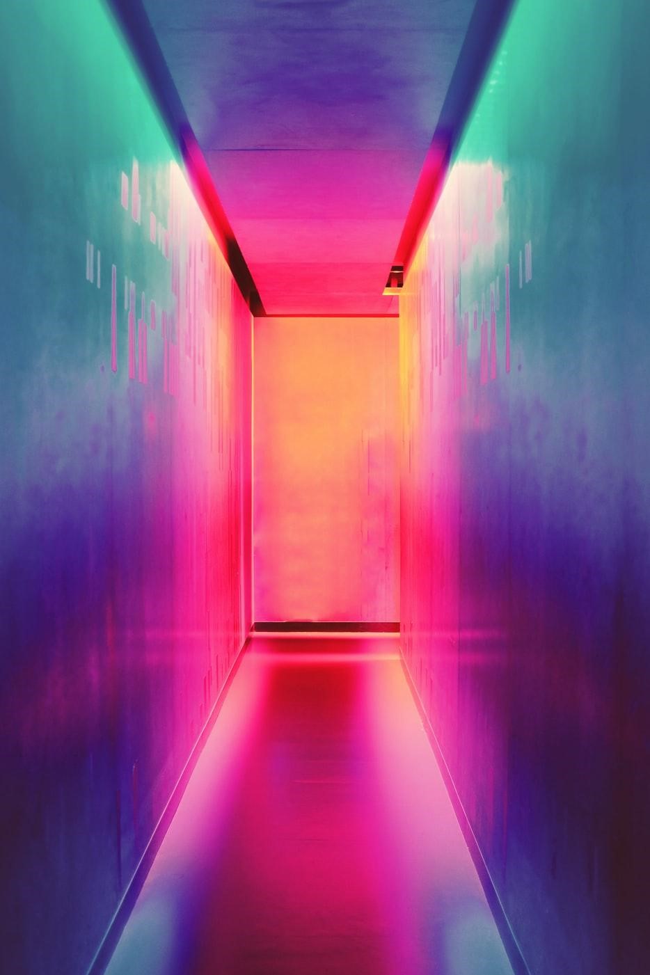 graidient of colors down hallway